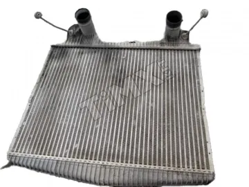 chladič intercooler 